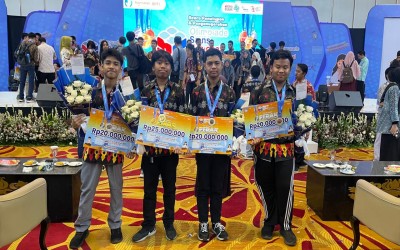 Siswa SMAN 8 Jakarta Meraih 4 Medali Emas dan Perak dalam OSN 2024